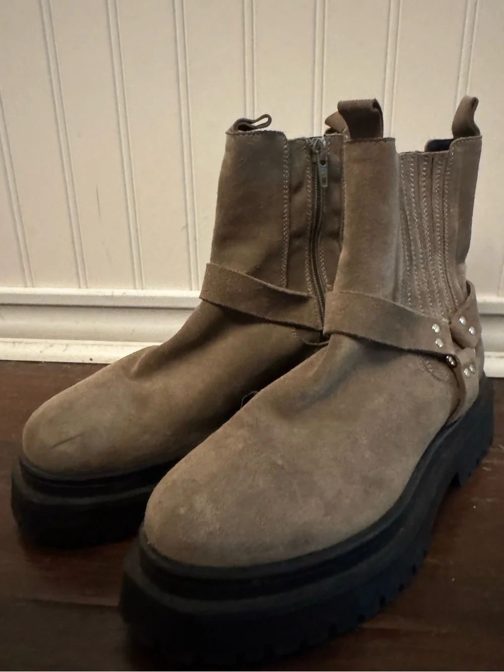 Pilcro Anthropologie Taupe Moto Suede Ankle Boots Chunky Lug Sole Size 37